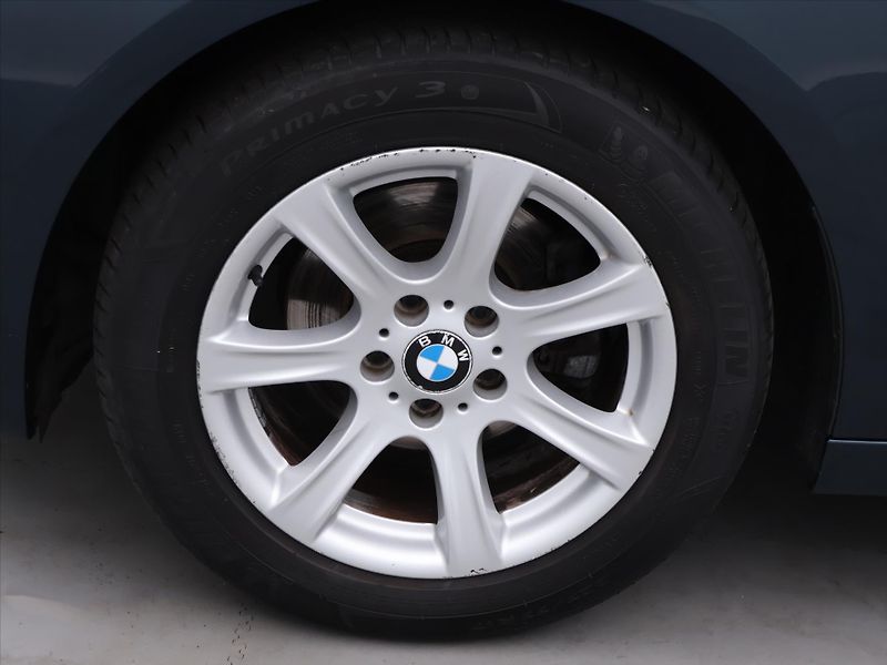 BMW Řada 3 2.0 320d 135kW GT Xenon - fotka 28 z 35