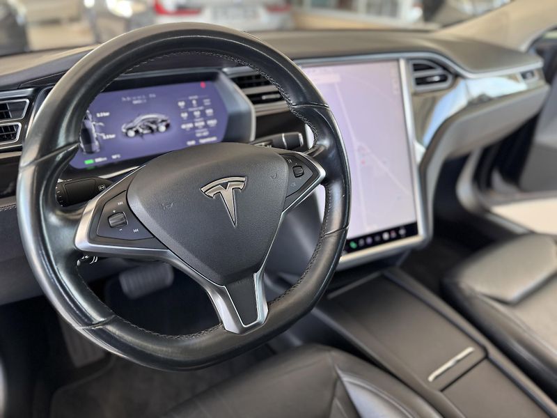 Tesla Model S 90D AWD*CCS*Vzduch - fotka 10 z 31
