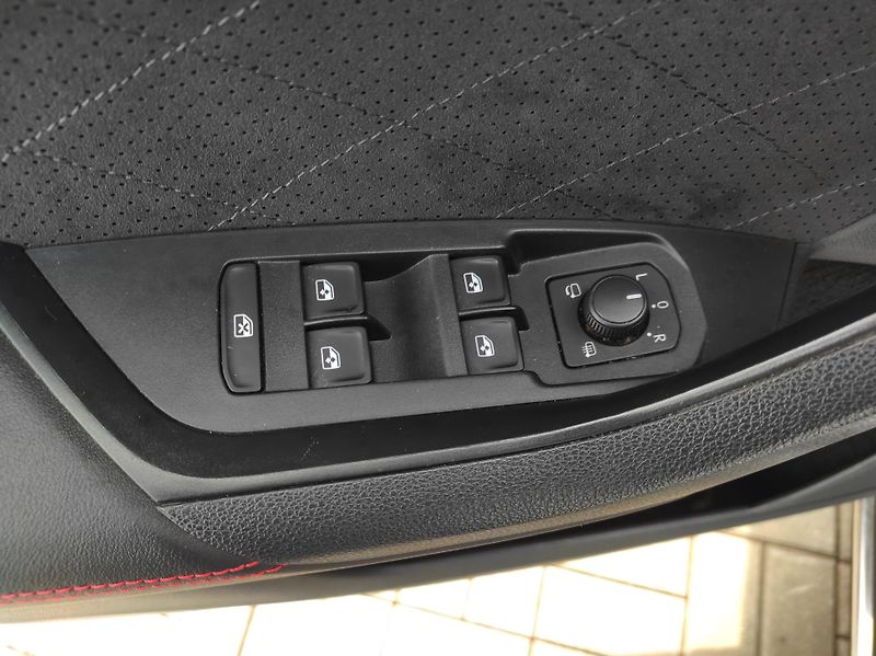 Škoda Kodiaq 2,0TDi RS,4x4,DSG,7 míst,TZ - fotka 45 z 69