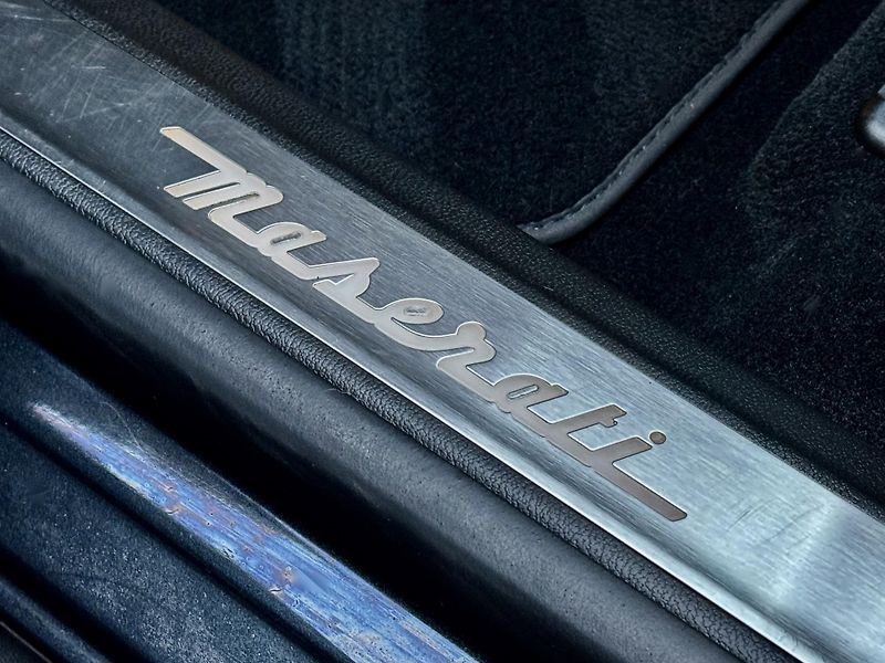 Maserati Levante (2018) GranLusso Q4, 3.0iV6 257kW, ČR - fotka 41 z 45
