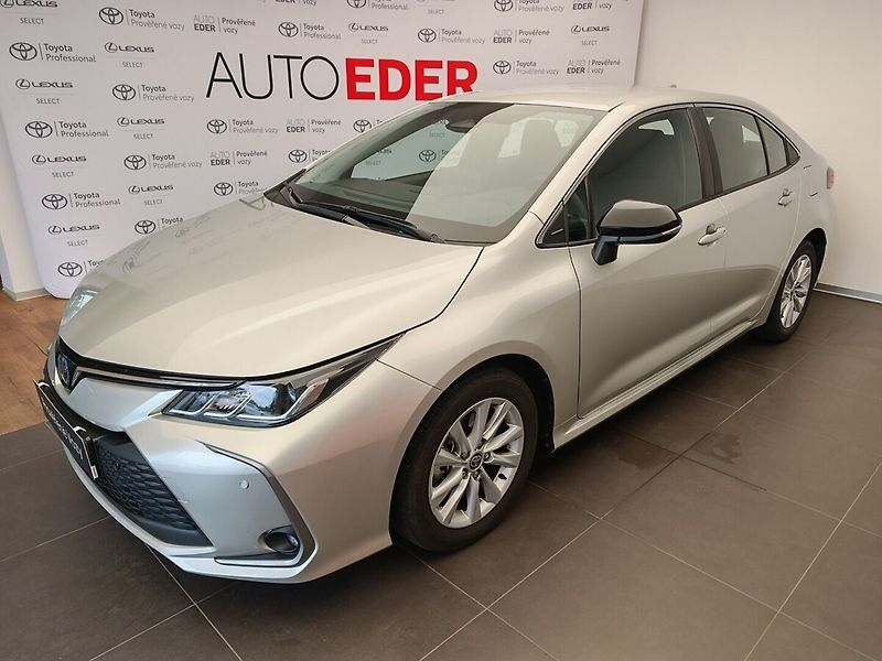 Toyota Corolla 1.8 Hybrid Comfort e-CVT sedan - fotka 1 z 36