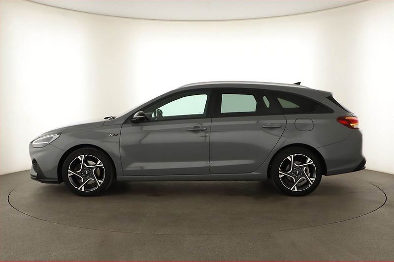 Hyundai i30 (2023) N-Line 1.0 T-GDI, ČR,1.maj - fotka 3 z 21