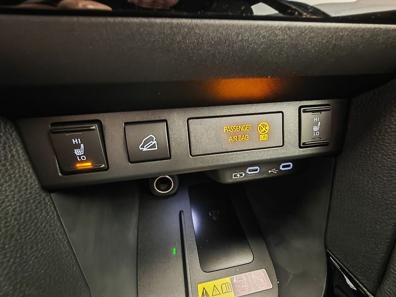 Toyota Yaris Cross 1.5 Hybrid e-CVT Style 4x4 - fotka 16 z 20