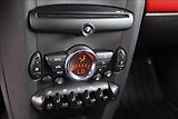 Mini Cooper 1,6 Cabrio 4.MÍSTA, 74 tis. km - náhled 23