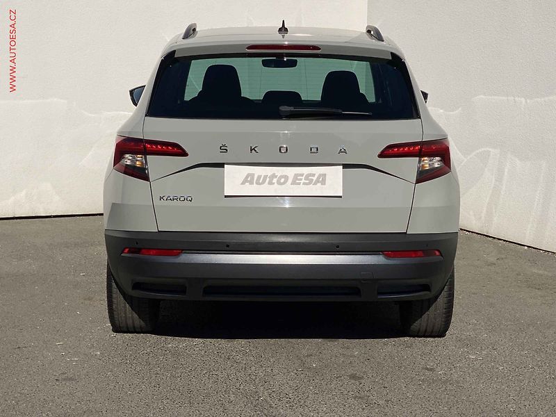 Škoda Karoq (2019) 1.0 TSi, Ambition, +kola - fotka 5 z 18