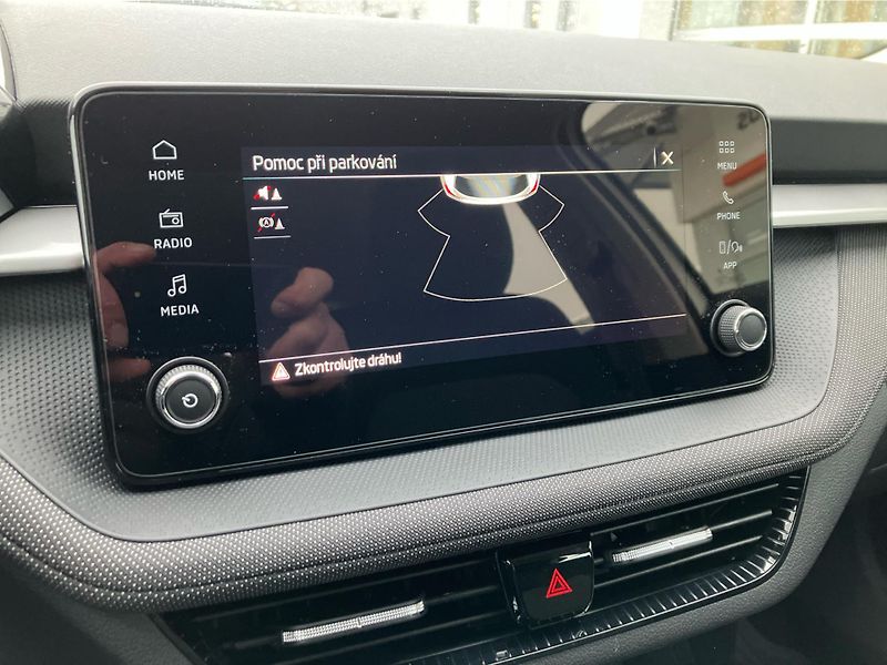 Škoda Fabia 1,0 MPI 59 kW Selection - fotka 17 z 29