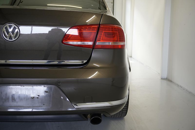 Volkswagen Passat (2012) 3.6 FSi 4x4 DSG ALCANTARA - fotka 10 z 29