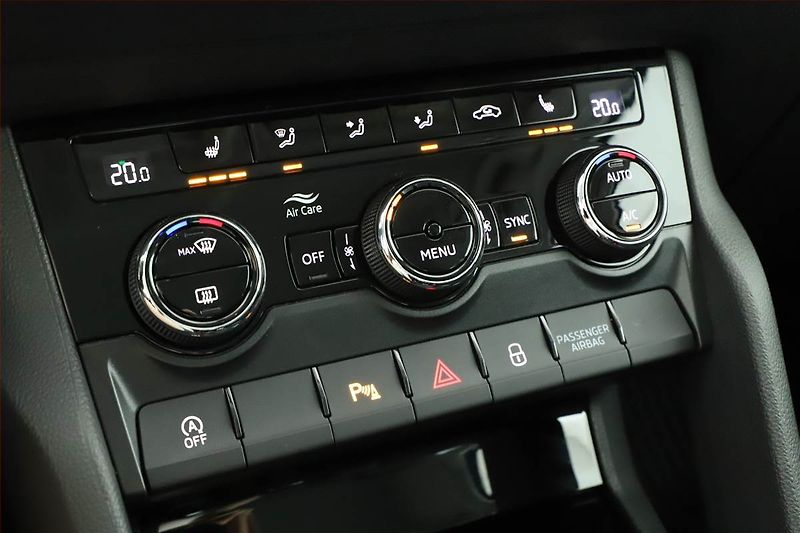 Škoda Karoq (2022) Style 2.0 TDI - fotka 14 z 20