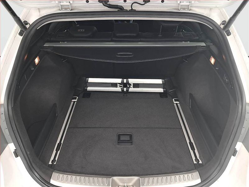 Hyundai i40 (2017) 1.7 CRDi, Automat, Kůže, Navi - fotka 14 z 20