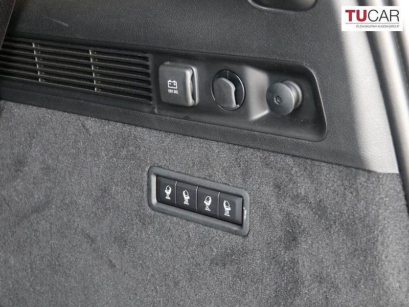 Jeep Grand Wagoneer (2023) 6.4 V8 SERIES III LPG  - fotka 32 z 36