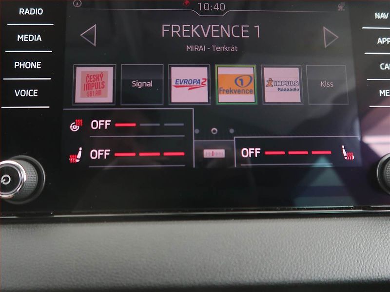 Škoda Karoq (2018) Style 1.5 TSI, Automat - fotka 16 z 24