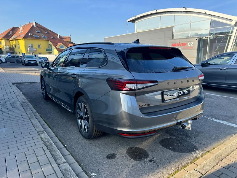 Škoda Superb (2026) 1,5 TSI iV 150 kW  Sportline - fotka 7 z 11