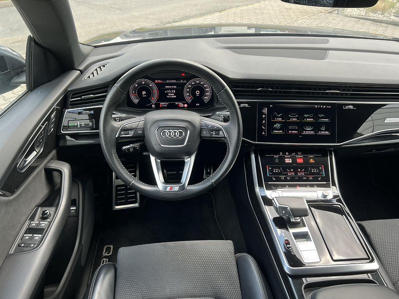 Audi Q8 (2020) 3.0TDI, quattro, S line - fotka 24 z 37