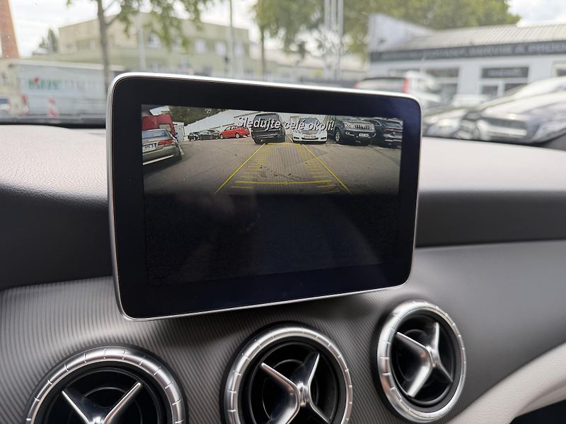 Mercedes-Benz CLA 180 SB aut. - fotka 20 z 22
