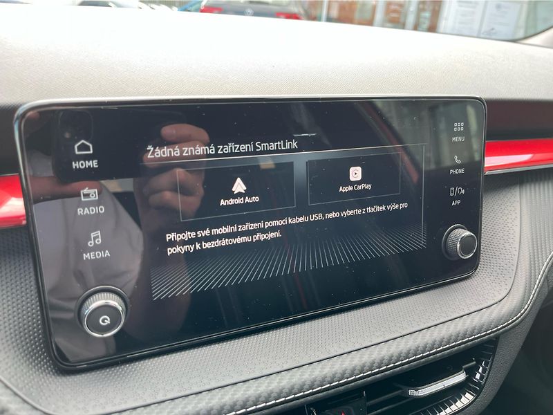 Škoda Fabia 1.0 TSi 85kW MONTECARLO DSG - fotka 16 z 26