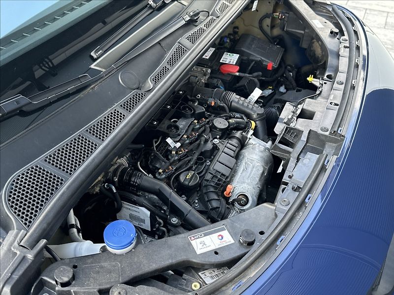 Peugeot Partner 1,5 BlueHDI 102PS  Van Active - fotka 42 z 53