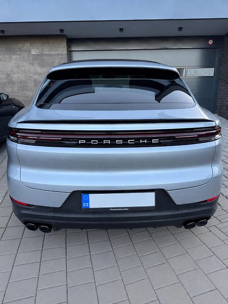 Porsche Cayenne (2024) - fotka 4 z 6