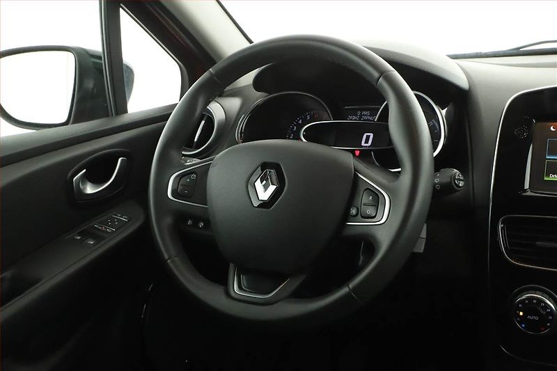 Renault Clio (2017) Alize 0.9 TCe, Serv.kniha - fotka 12 z 14