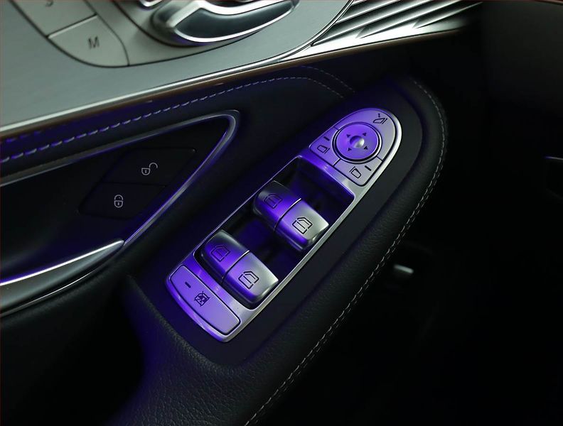 Mercedes-Benz EQC (2019) 400 4MATIC, SoH 94% - fotka 16 z 21