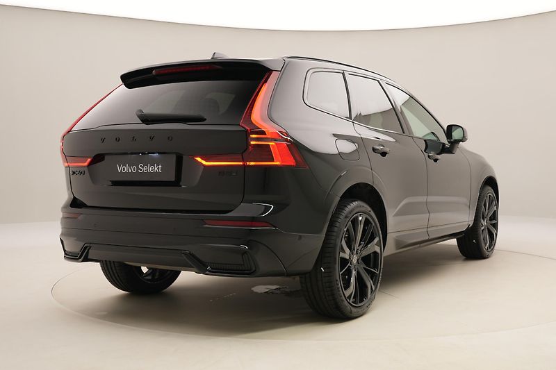 Volvo XC60 B5 AWD BLACK EDITION AUT CZ - fotka 13 z 60