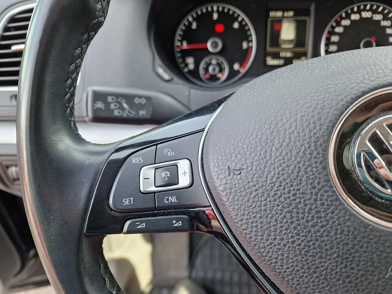 Volkswagen Sharan 2,0TDI 4MOTION 7MÍST WEBASTO  - fotka 19 z 24