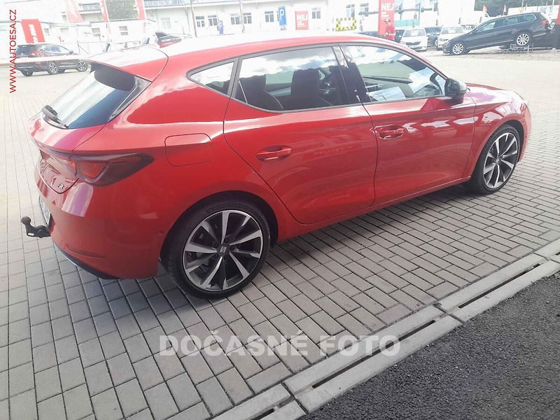 Seat Leon (2022) 1.5TSi, ČR, LED, autoAC - fotka 2 z 3
