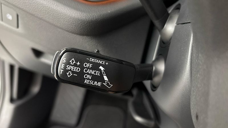 Škoda Octavia 2.0 TDI DSG Style Combi - fotka 14 z 25