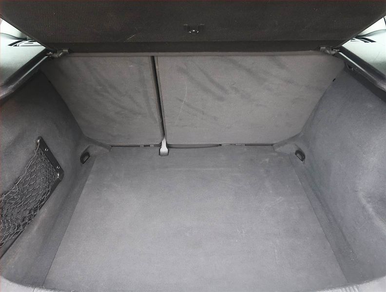 Audi A3 (2011) 1.6 TDI, Tempomat - fotka 13 z 18