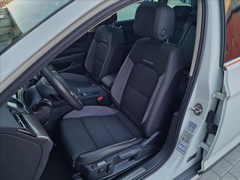 Volkswagen Passat 2.0TDI 147kW DSG Alltrack, ČR - fotka 38 z 50