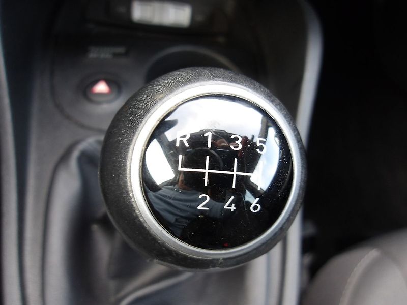 Seat Leon 1,4TSi NAJ.147000km ! NAVI ! - fotka 26 z 38