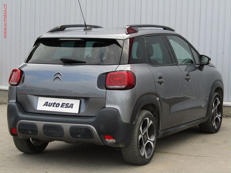 Citroën C3 Aircross (2019) 1.2PT, Shine, navi, panor - fotka 4 z 19