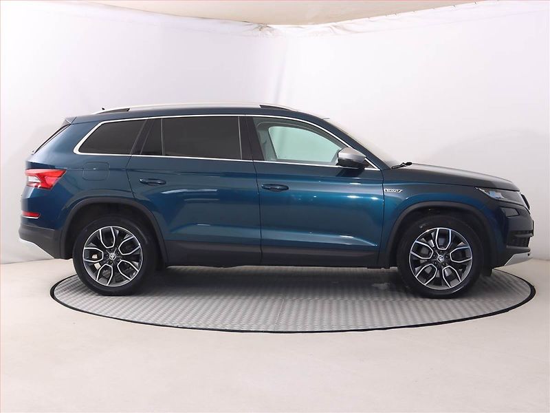 Škoda Kodiaq (2017) 2.0 TDI 4x4 - fotka 6 z 28