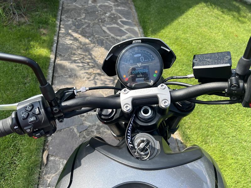 Triumph Trident 660 (2023) - fotka 2 z 7