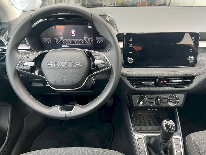 Škoda Fabia (2025) Selection 1.0MPi 59kW 5°manuál - fotka 21 z 28