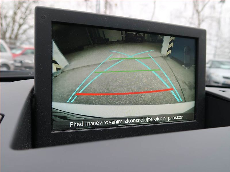 Peugeot 5008 (2014) Active Pack 1.6 HDi, Automat - fotka 16 z 19
