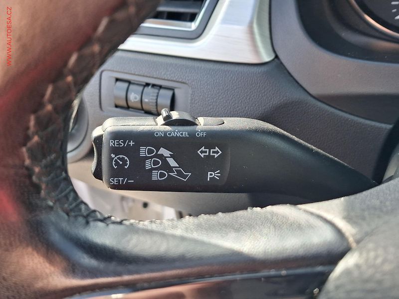 Škoda Rapid (2014) 1.6 TDi, ČR, Elegance - fotka 12 z 20