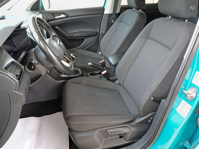 Volkswagen T-Cross 1.0TSI 70kW Virtual ACC CarPla - fotka 22 z 32