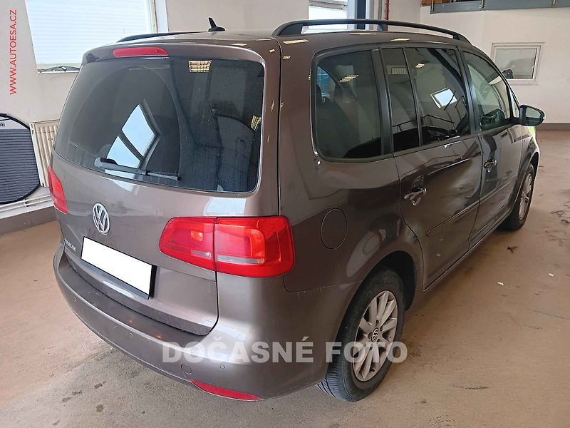 Volkswagen Touran (2012) 1.2TSi - fotka 2 z 3