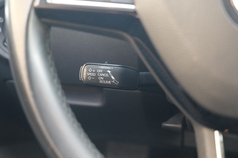 Škoda Octavia 1.5 TSI 110 kW Style LED Tažné - fotka 20 z 35