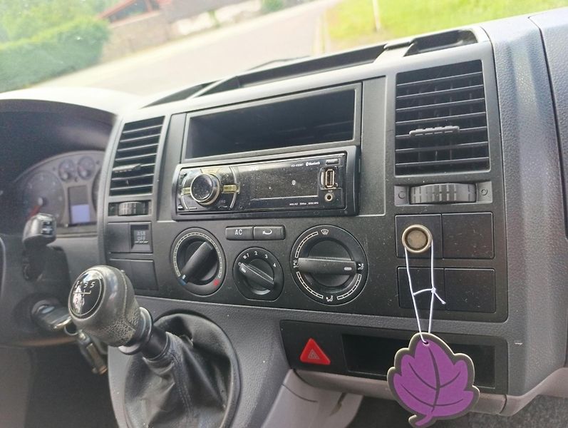 Volkswagen Transporter (2007) 1.9 TDi klima tažné - fotka 13 z 27