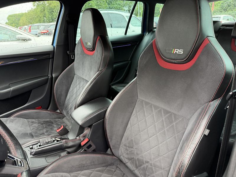 Škoda Octavia 2.0 TDI RS - fotka 15 z 25