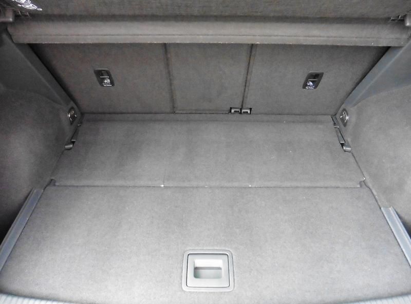 Volkswagen Golf Sportsvan 1,4 TSi Highline - fotka 8 z 17