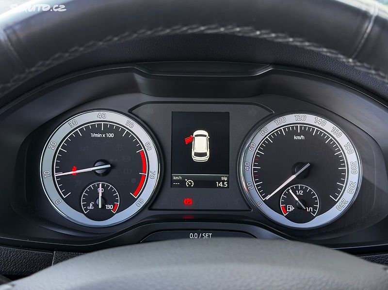 Škoda Karoq 1.5 tsi 110 kw/STYLE/manual - fotka 21 z 21