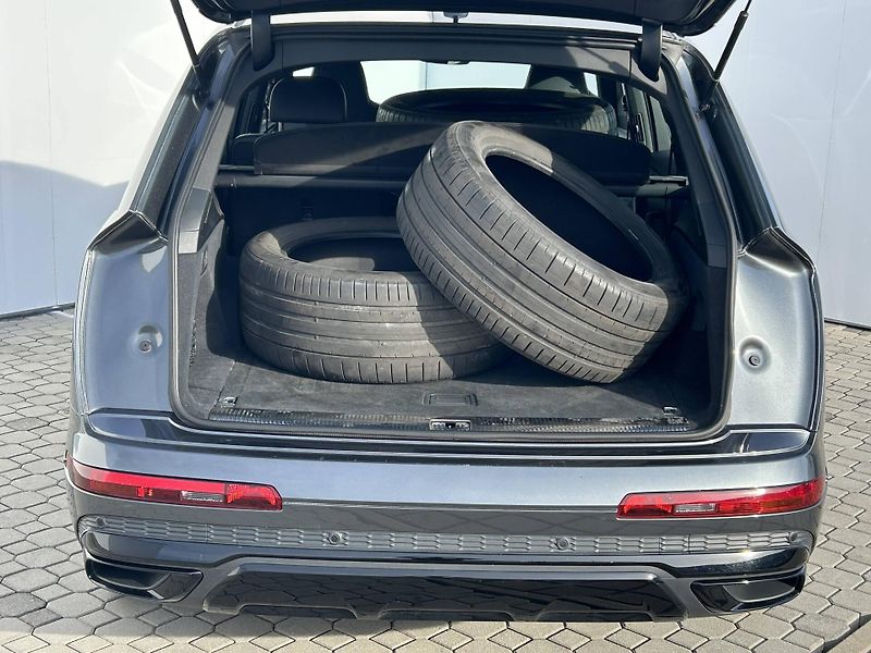 Audi Q7 50 Sline Quattro 8TT 3,0TDI - fotka 26 z 27