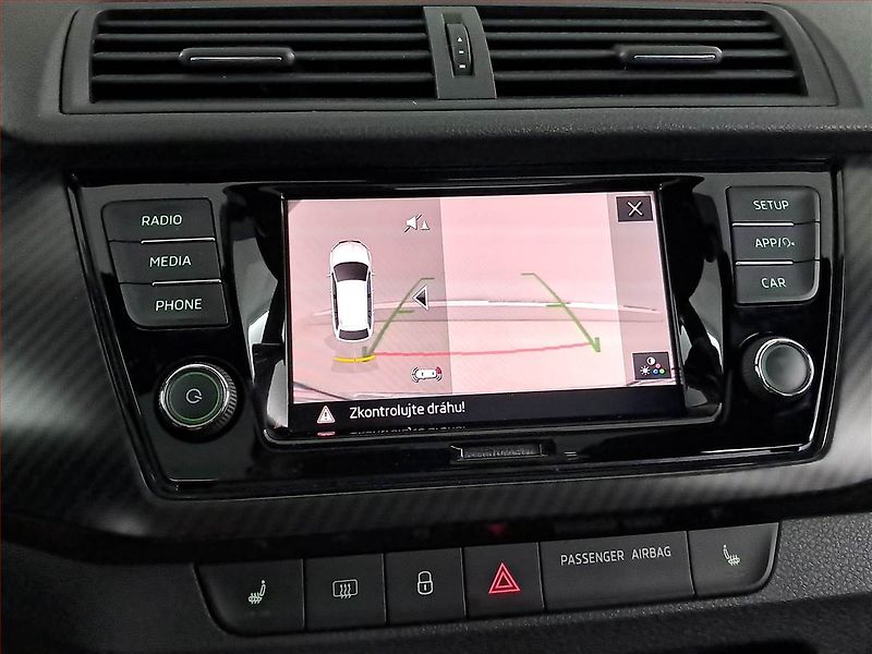 Škoda Fabia (2019) Monte Carlo 1.0 TSI, Tempomat - fotka 20 z 22