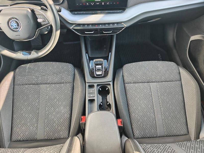 Škoda Octavia Style 7DSG 2,0TDI - fotka 9 z 23