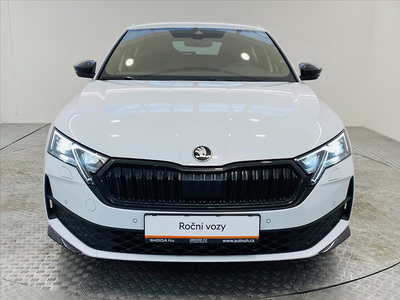 Škoda Octavia 1,5 TSI 110kW SportLine - fotka 4 z 26