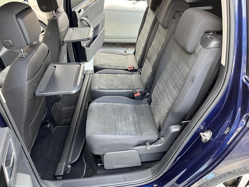 Volkswagen Touran (2020) 1.5TSI*DSG*7MÍST*TZ*HIGHLINE - fotka 23 z 50