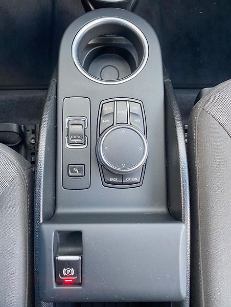 BMW i3 (2021) 120 Ah 2021 - fotka 15 z 19