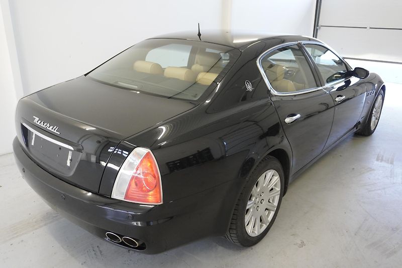 Maserati Quattroporte (2007) 4.2i 295 kW AUTOMAT - fotka 10 z 46